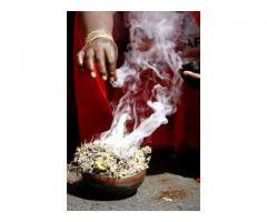 Traditional healer and spiritual herbalist dr mama Aisha +27795339144 in vereeniging.